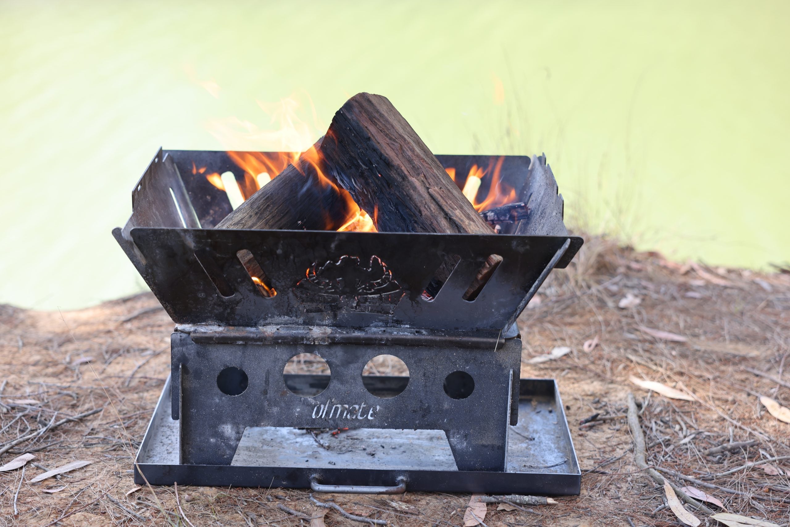 Ol’Mate™ Fire Pit BBQ