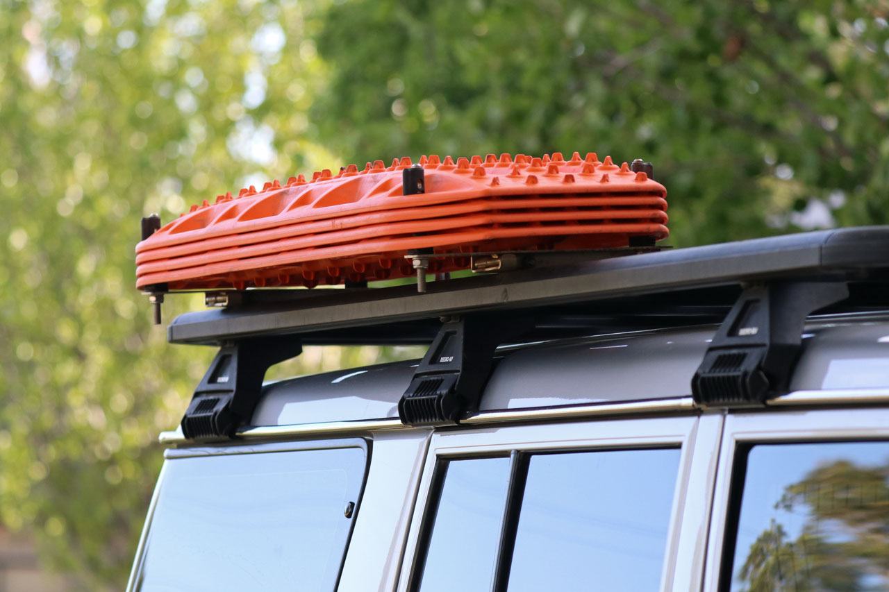 Yakima Flat Rack - Croc Hinge® 4x4 Recovery Bracket