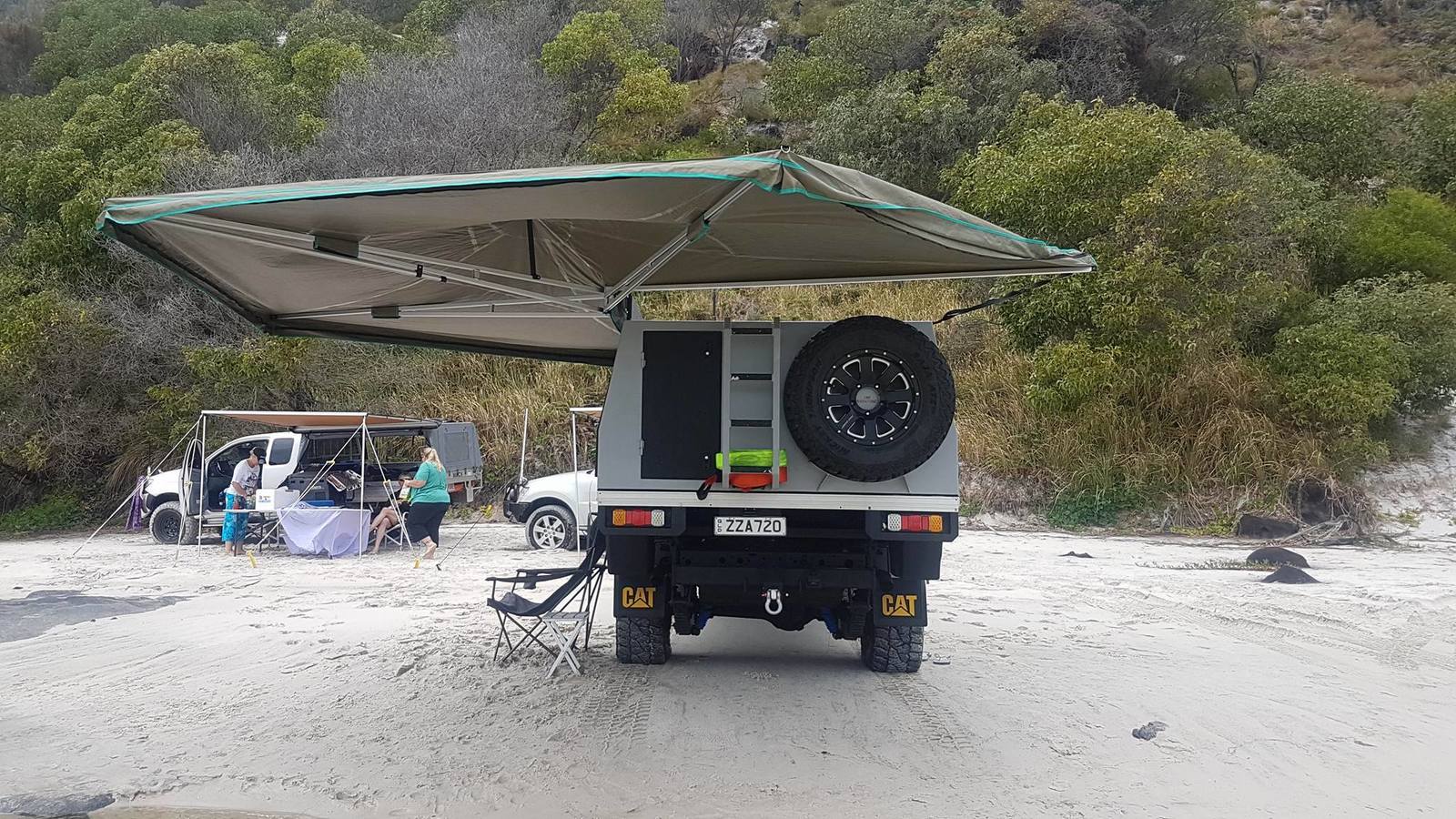 2.7m 30 Second Wing Awning (Large)