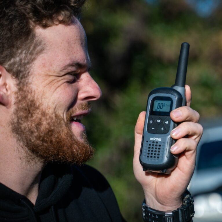 UHF2500 2 watt Waterproof Handheld UHF CB Radio Single Pack