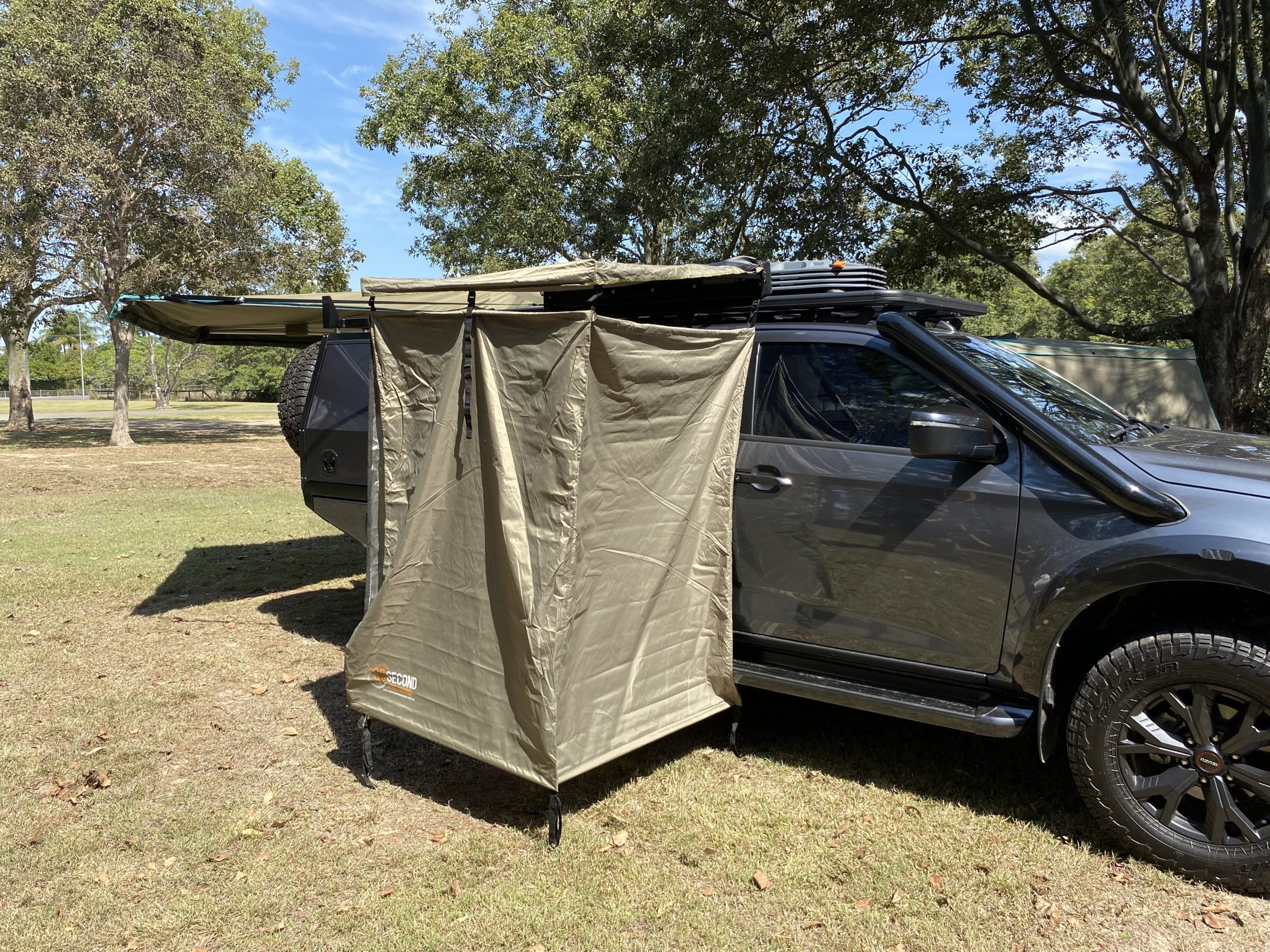 Shower Tent with Roof