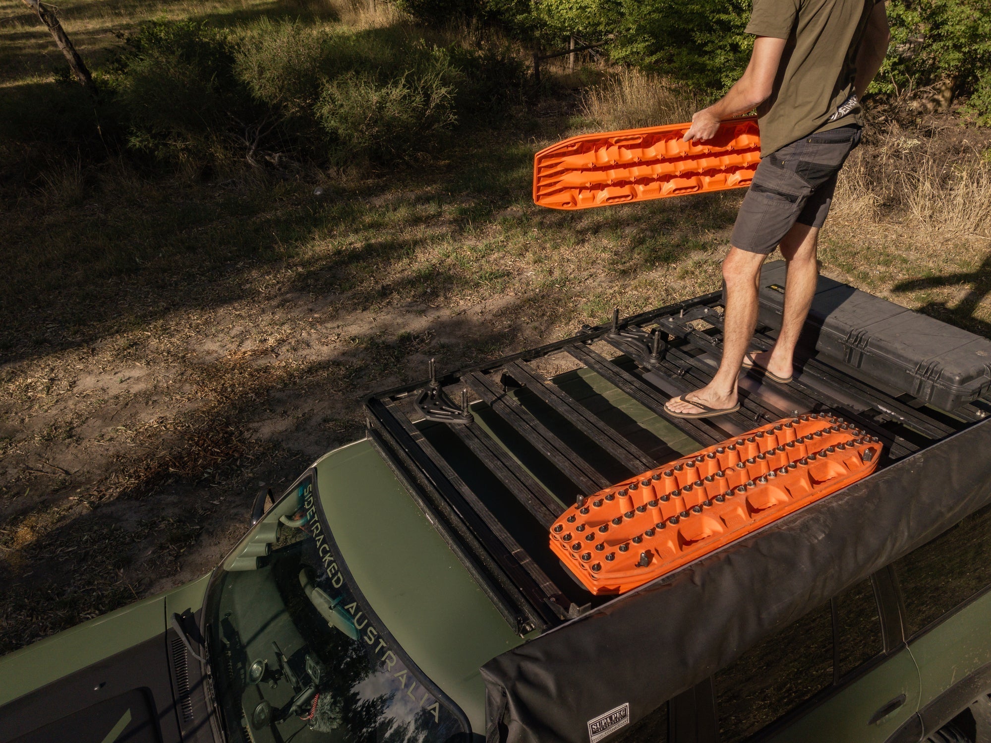 Maxtrax Flat Rack Mount